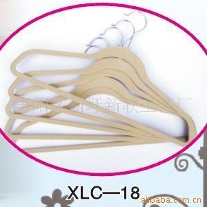 供應(yīng)植絨衣架天鵝絨男士西裝衣架 - 供應(yīng)植絨衣架天鵝絨男士西裝衣架廠家 - 供應(yīng)植絨衣架天鵝絨男士西裝衣架價格 - 惠陽區(qū)新圩新聯(lián)工藝廠 - 