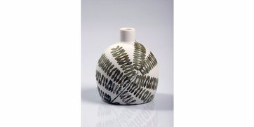 傳統(tǒng)藝術(shù)元素在現(xiàn)代工藝品中的運(yùn)用